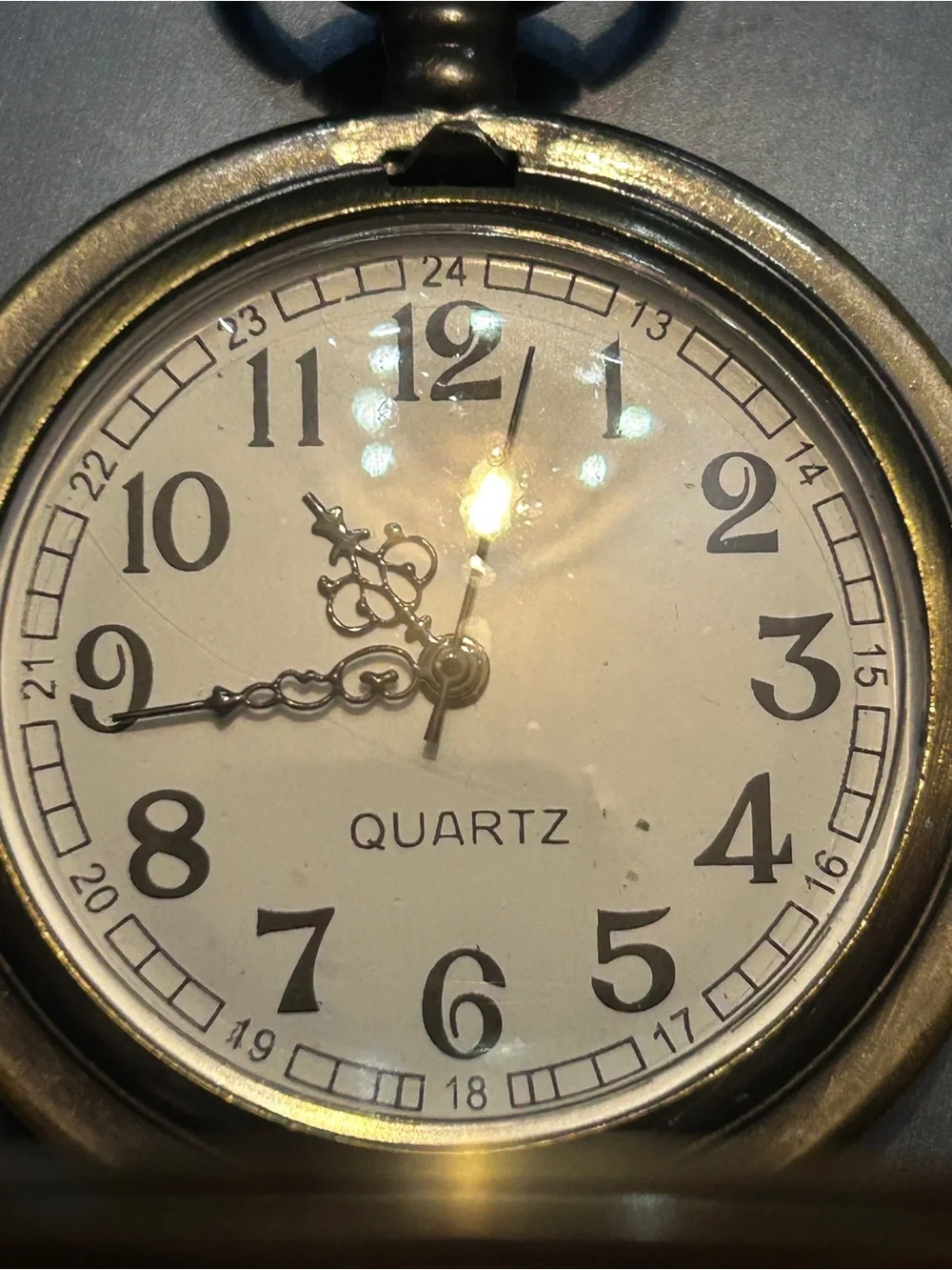 Vintage-Style Gold Pocket Watch Necklace - Quartz Movement